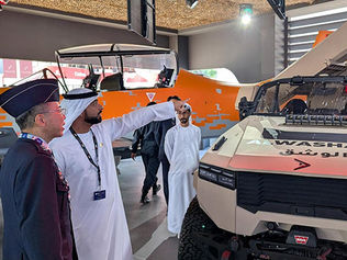 小島空将がUAE訪問　ドバイ・エアショーを視察