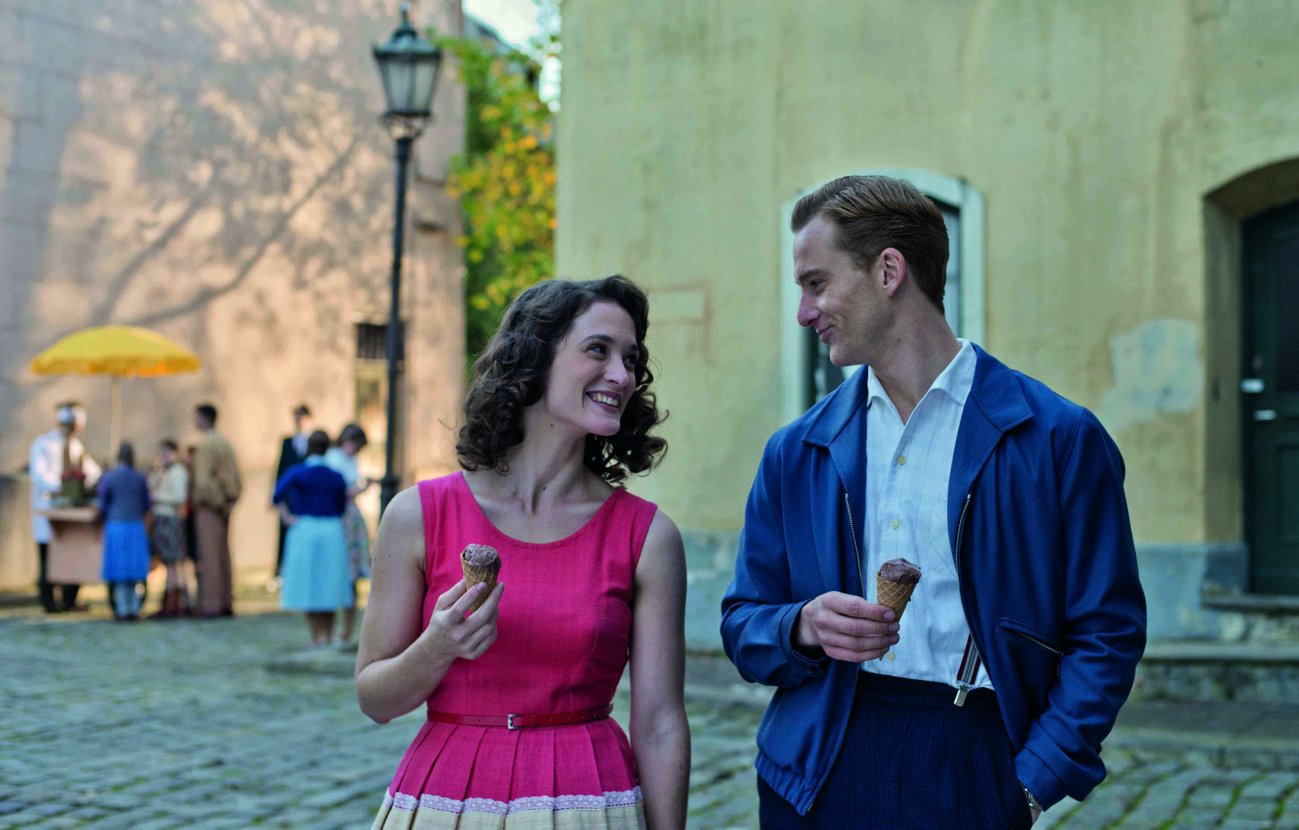 В лабиринте молчания фильм 2014. В лабиринте молчания фильм 2014. В лабиринте молчания 2014. В лабиринте молчания фильм 2014 постер. В лабиринте молчания 2014.