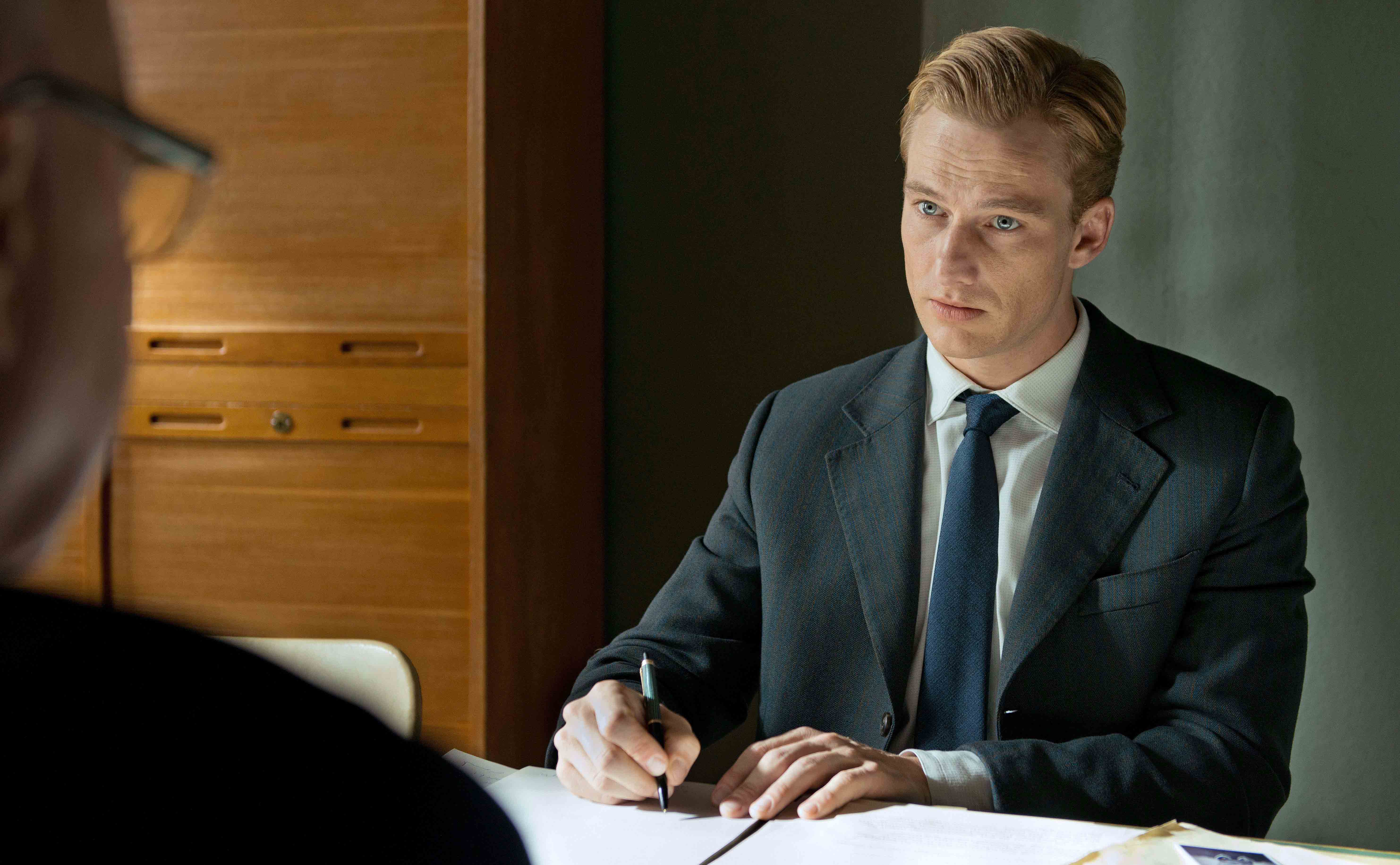 В лабиринте молчания фильм 2014. В лабиринте молчания 2014. В лабиринте молчания 2014. Александр фелинг фильмы. Александр фелинг фильмы.