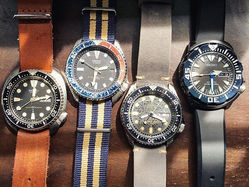 Four kinds of vintage watch collectors