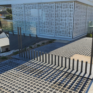 Pourquoi le mouvement vertical d'un portail vertical change-t-il tout?