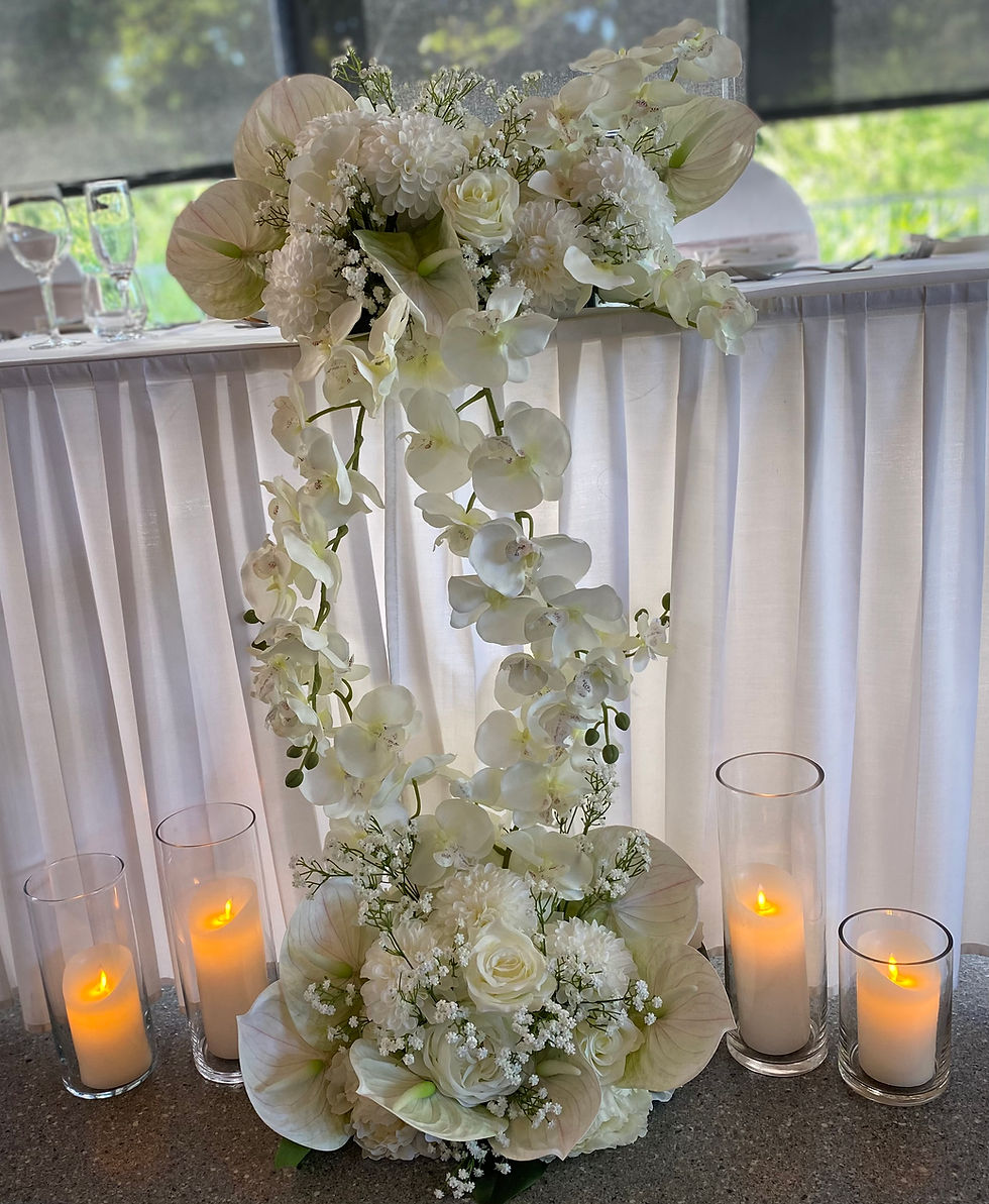 Bridal table centrepiece