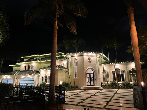 Fort Lauderdale Christmas light installation