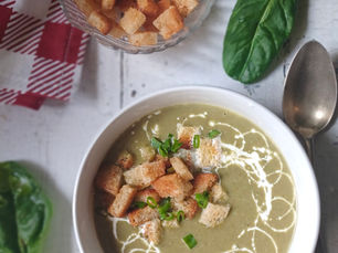 Velouté d'oseille de grand-mère : une recette pleine de souvenirs 🌿