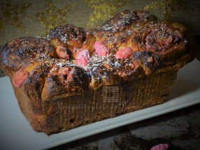 Brioche feuilletée aux pralines roses de Lyon