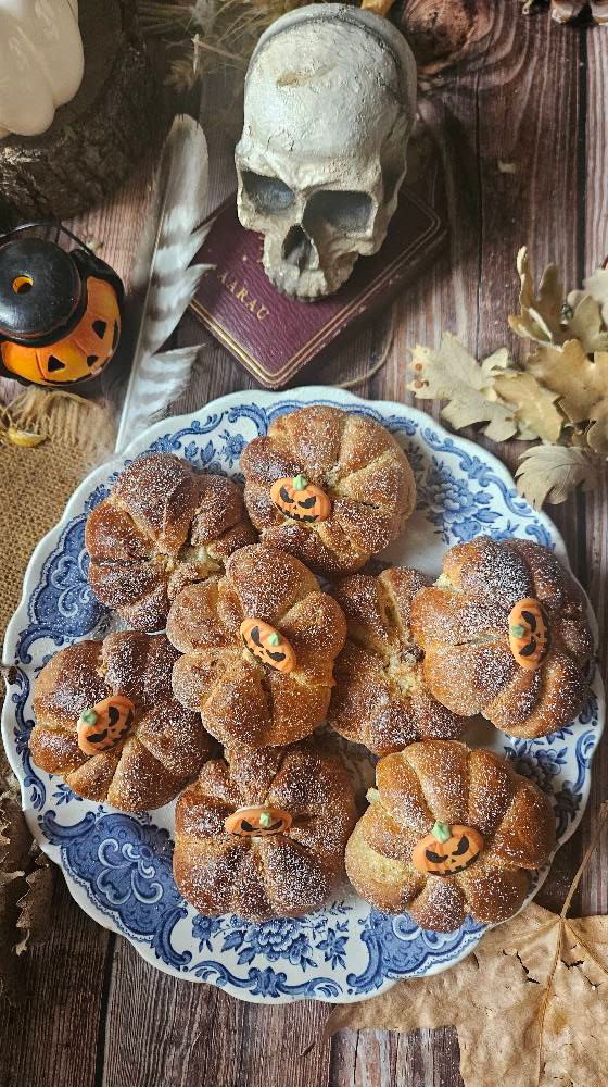 🎃Buns citrouilles au chocolat – La douceur ensorcelée d’Halloween