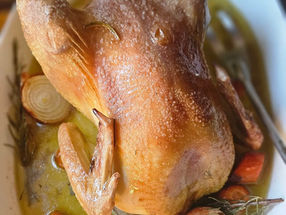 🐓 Le Poulet rôti du Dimanche : Tradition Gourmande et Volaille d’Exception du Gers