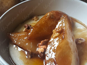 Recette de la semoule au lait vanillé, et poires au caramel