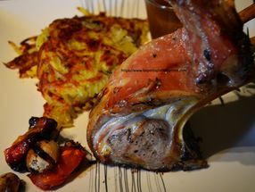 Carré d'agneau dans son jus, pommes rostis