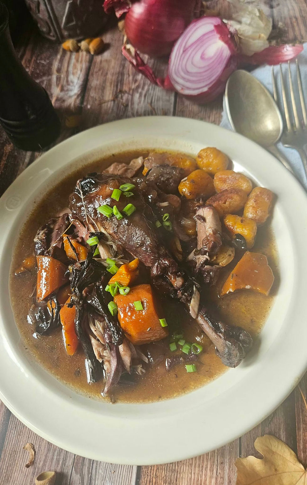 🐓🍷🍂 Coq au vin rouge traditionnel – Recette gourmande et facile
