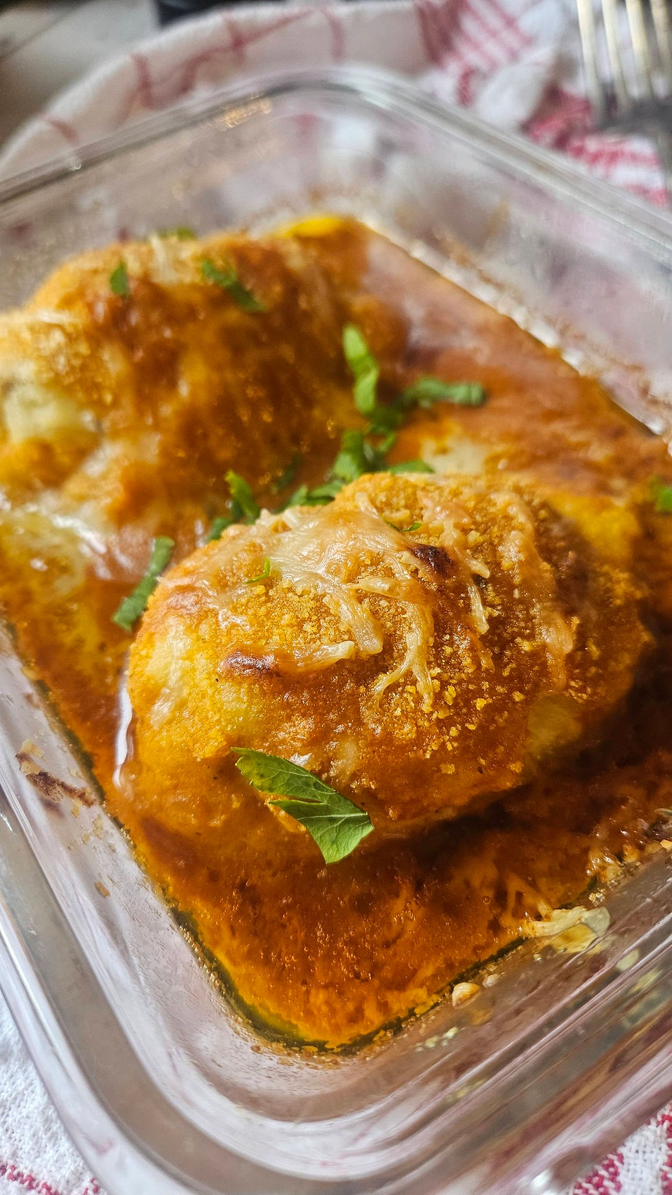 Quenelles de poisson sauce crevettes