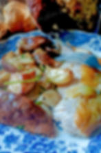 Pintade au four à basse température, poêlée de cèpes