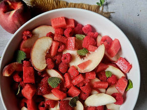 Salade de fruits fraîcheur à la pêche, menthe sauvage et pastèque 🍑