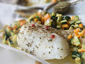🐟 Dos de cabillaud aux légumes croquants & graines de carotte sauvage — une ode aux herbes superbes