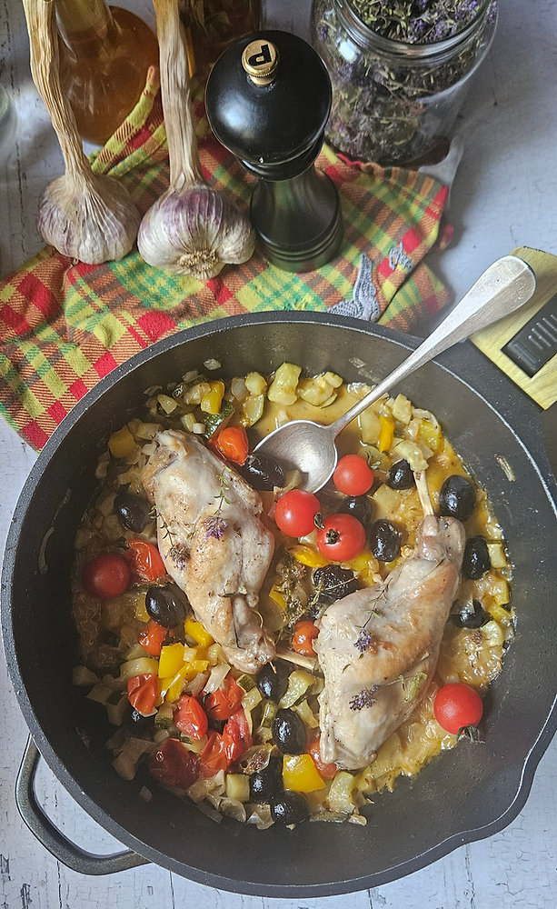 Lapin aux courgettes et serpolet : un mijoté parfumé 🥘