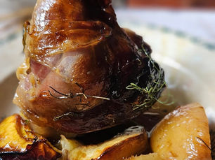 Souris d'agneau confites aux pêches et fenouil sauvage : un mariage estival