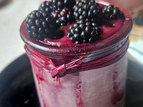 🍇 Mousse légère à la mûre fraîche – Un dessert tout en douceur !