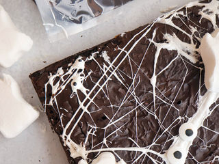 Spiderweb Brownies