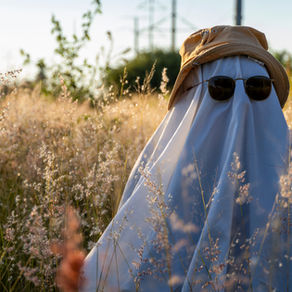 Understanding The Art Of Ghostwriting: What Exactly is a Ghostwriter?