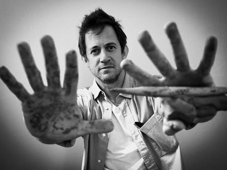 Bárbaros: la nueva muestra de Emilio Borjas Rubín de Celis llega al Museo Federico Silva