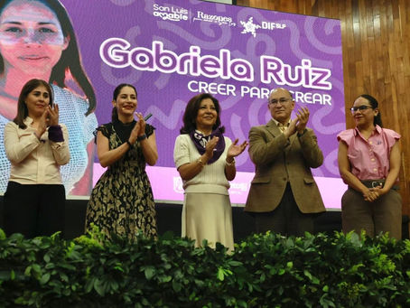 Gabriela Ruiz comparte mensaje de resiliencia en conferencia por el 8M en San Luis Potosí