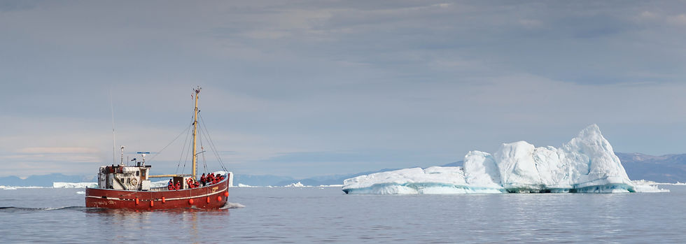 Fishing boat_edited.jpg