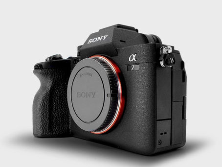 Sony Alpha 7 IV Review – Full-Frame Mirrorless Camera for Professionals