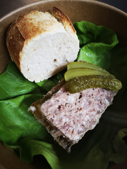 Terrine de cochon maison.jpg