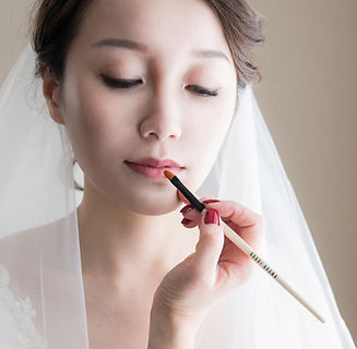 asian makeup artist in seattle wedding party makeup and styling by Vian K bridal makeup
