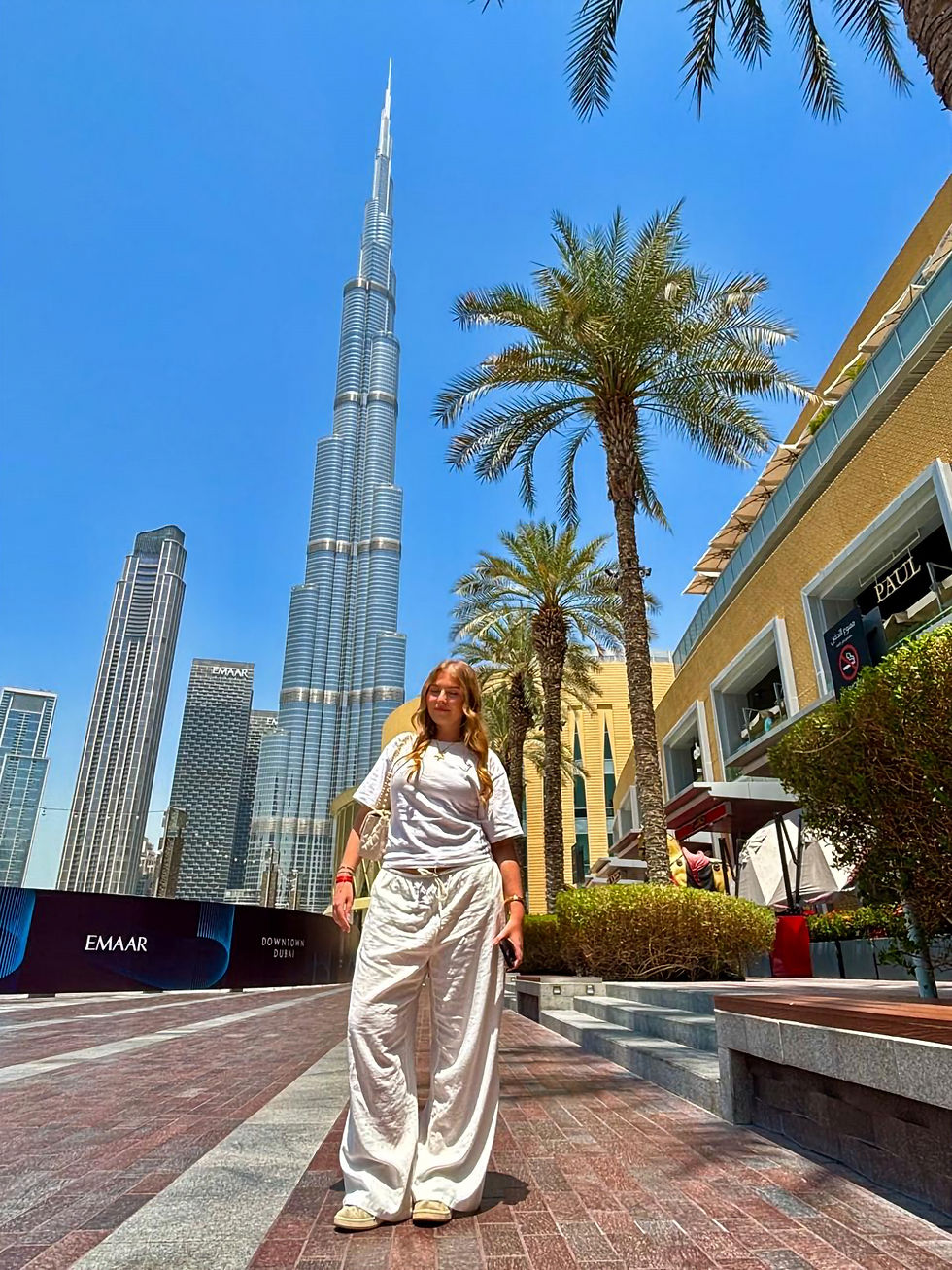 Wycieczka Dubaj Express w kwietniu, widok na Burj Khalifa, ZEA, Adventurous Camel