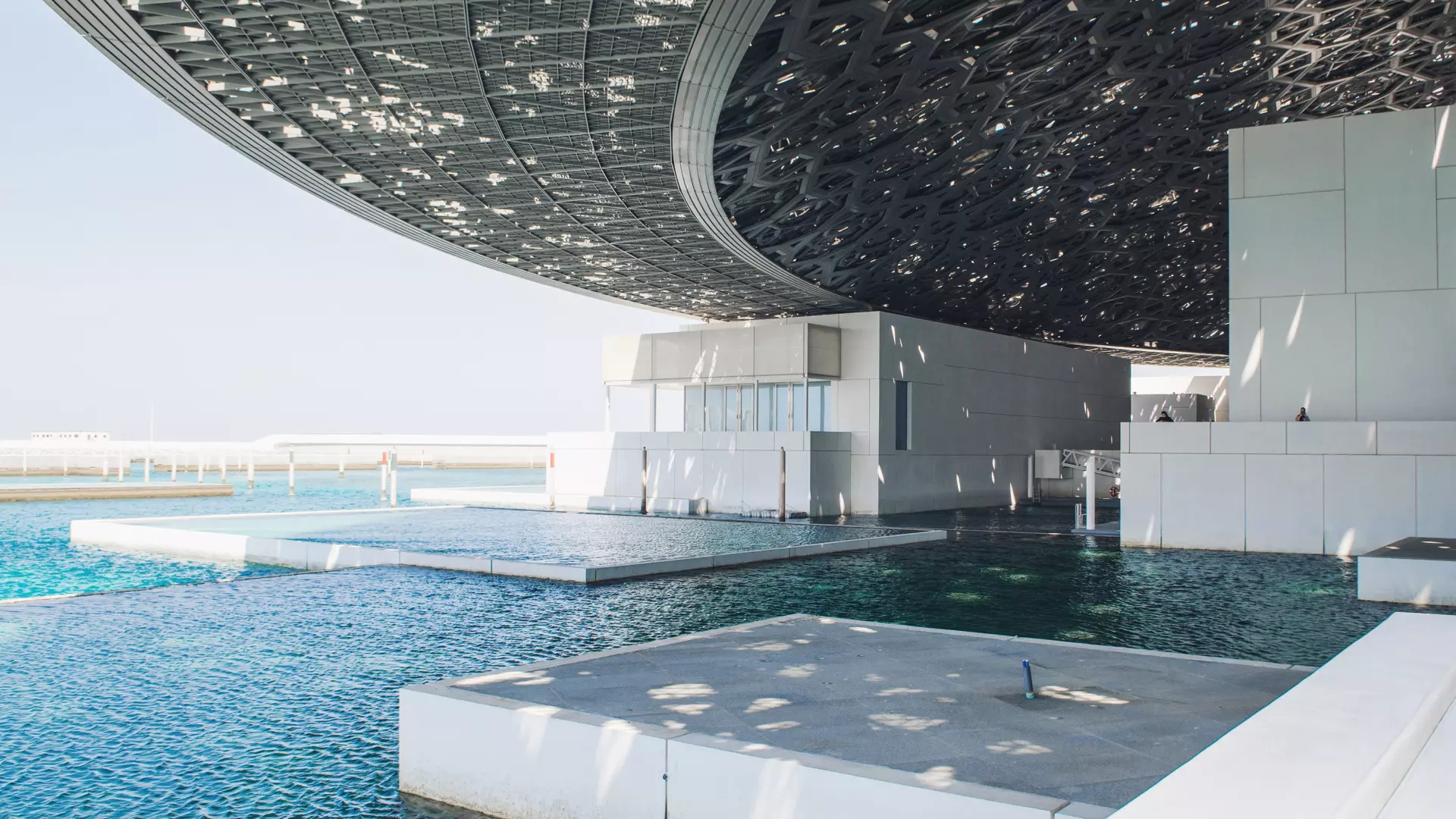 Louvre Abu Dhabi, ZEA