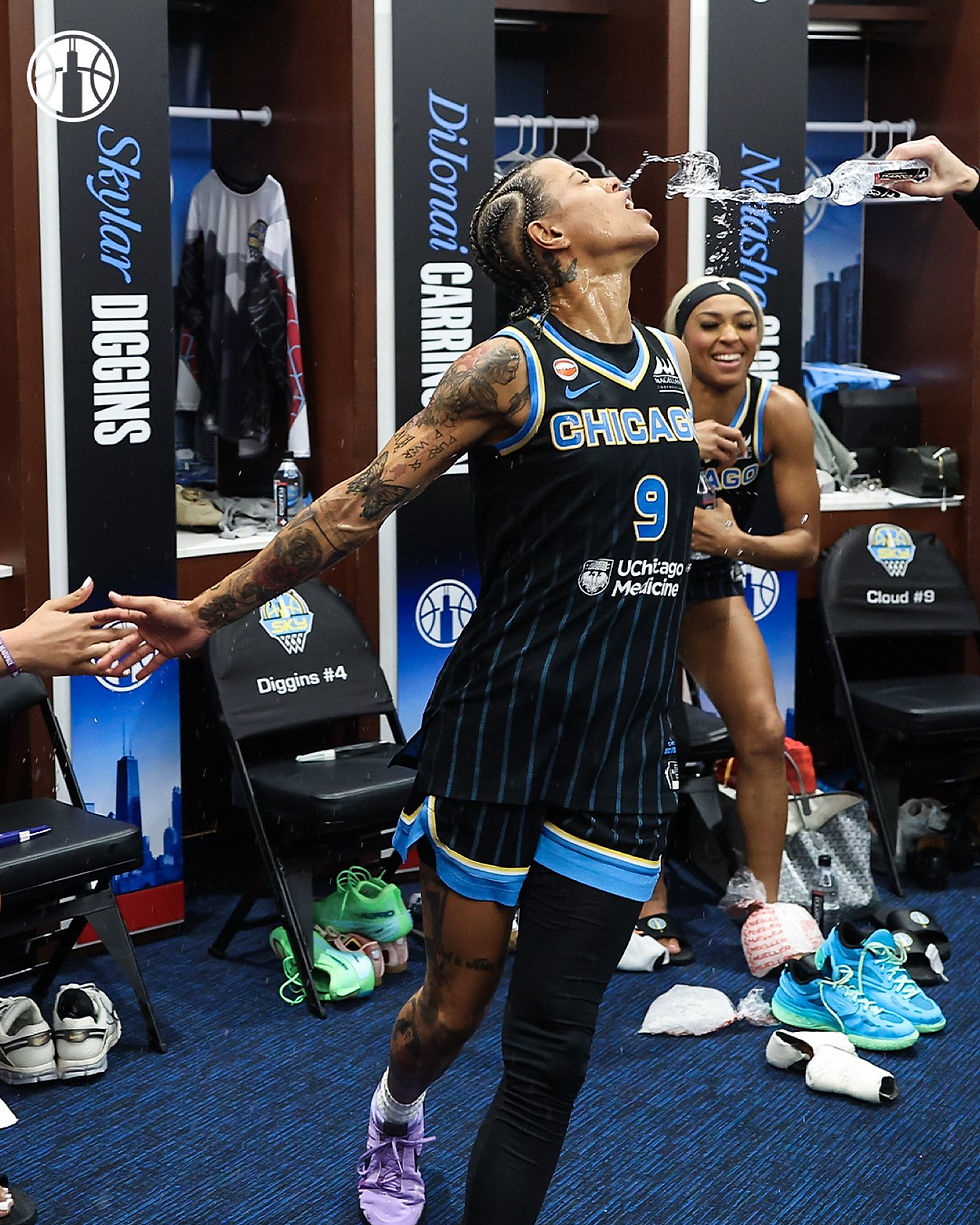 Photo from @chicagosky