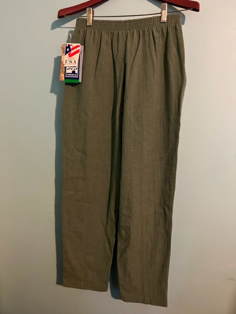 Thumbnail: Women Pants - CAPE COD SPORTSWEAR - Size; 10P - Color: Olive "Desert Sky"