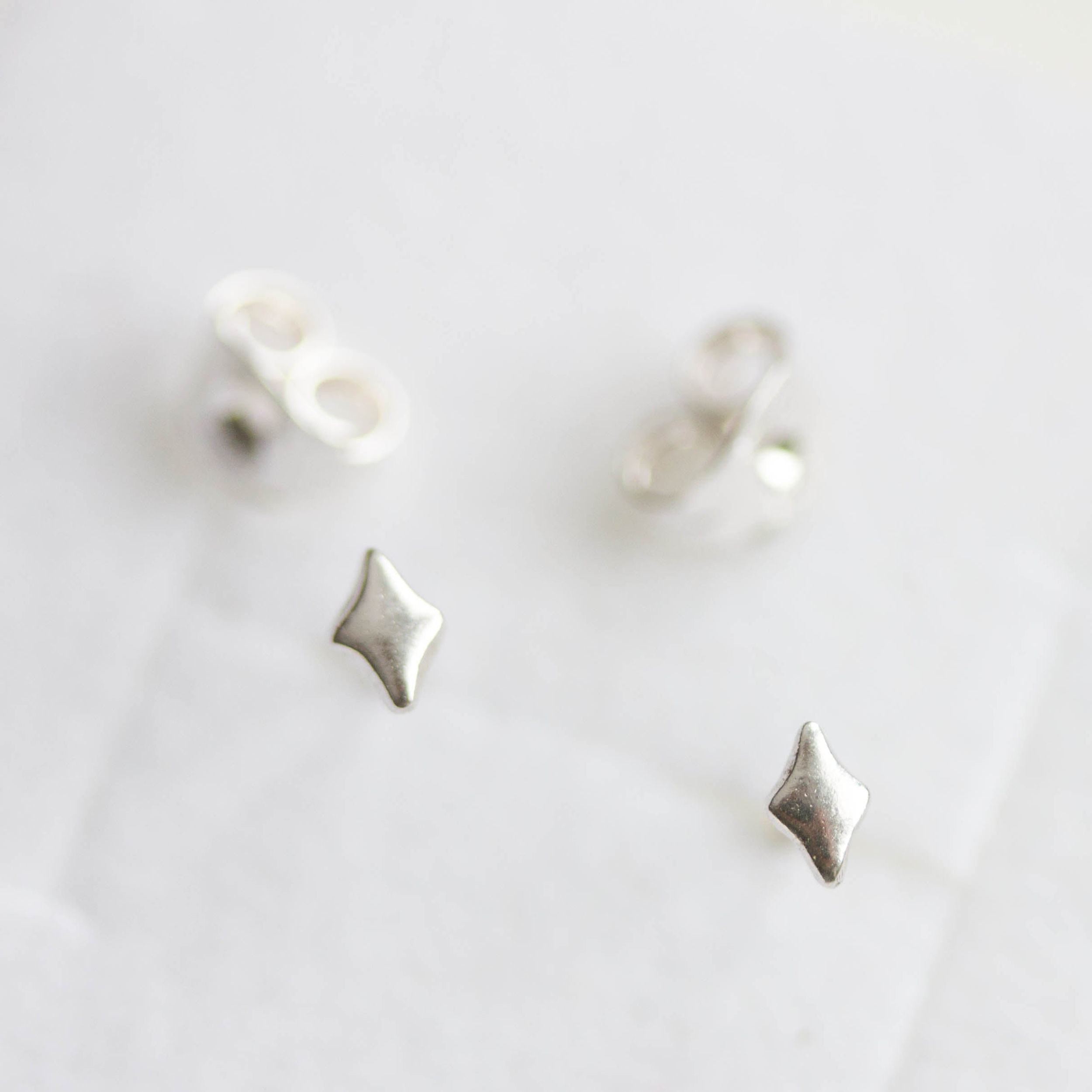 Tiny rhombus studs - sterling silver