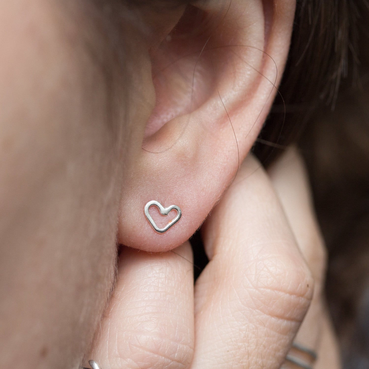 Tiny hearts - minimal stud earrings, simple every day studs