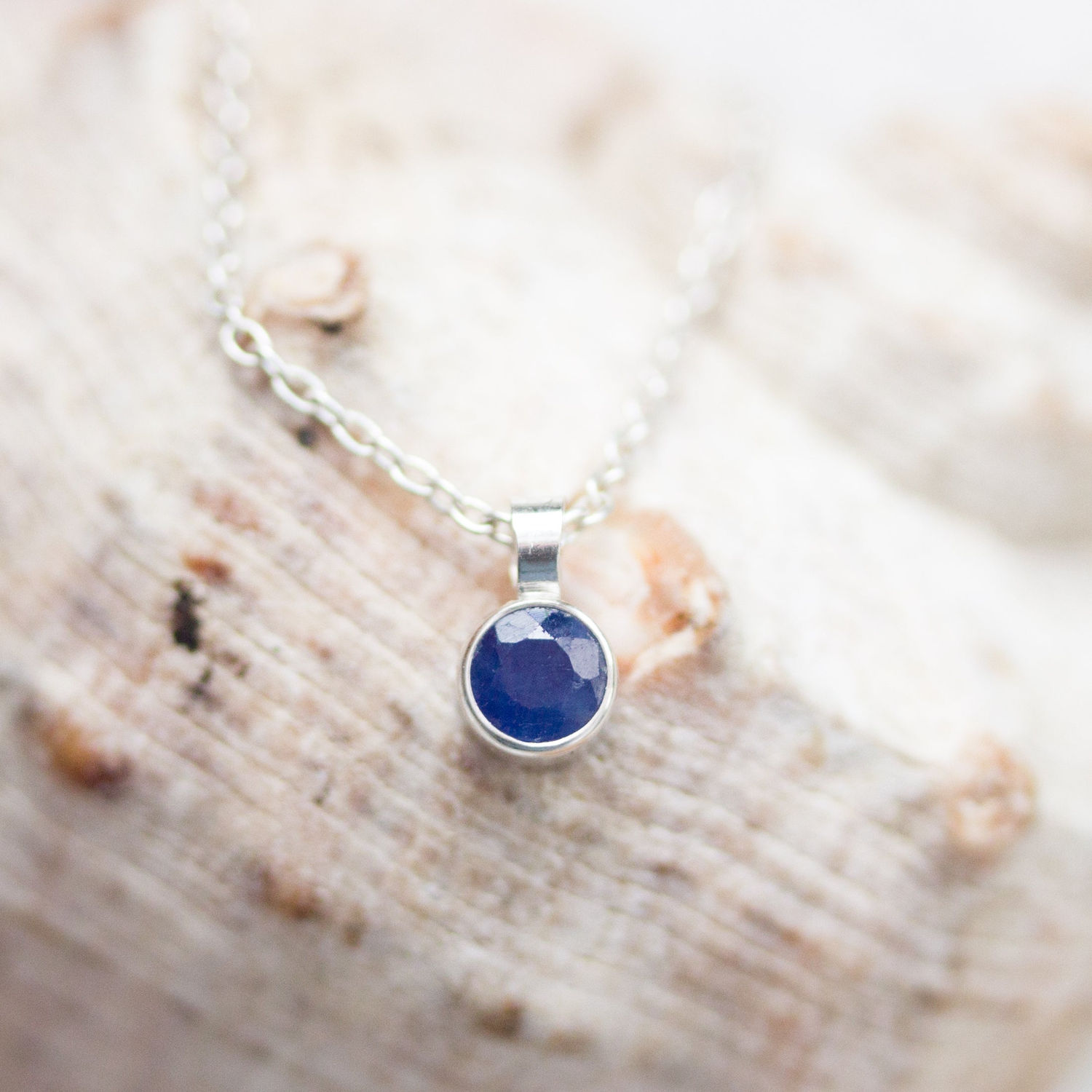 Sapphire necklace - delicate minimalistic necklace with 4mm faceted Sapphire