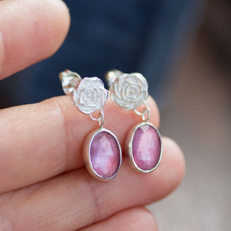 Thumbnail: Pink sapphires and roses earrings in sterling silver