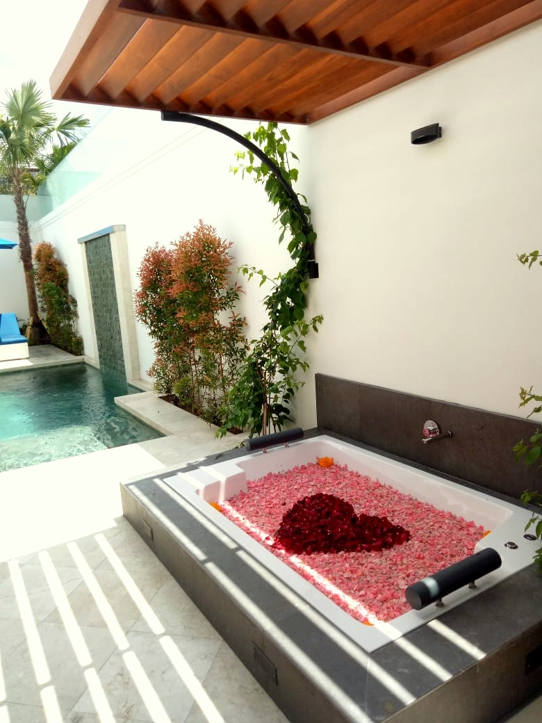 Honeymoon Setup on Spa