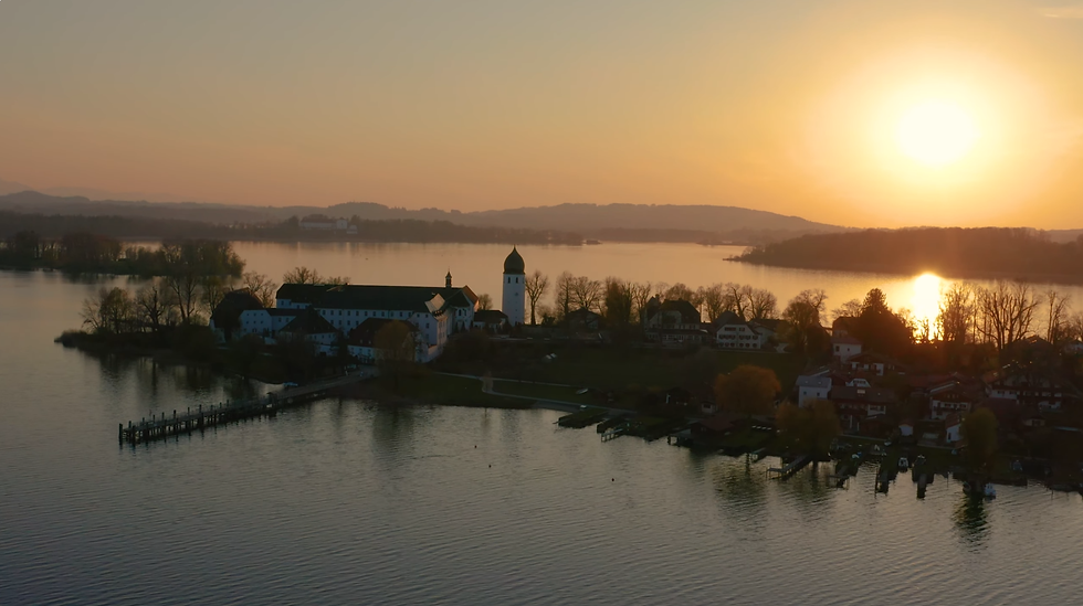 Fraueninsel bei Sonnenuntergang