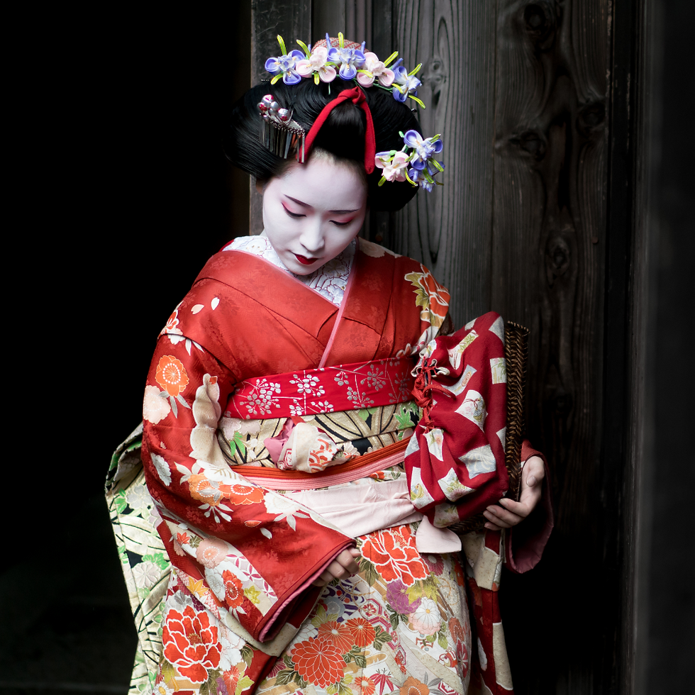 What Geisha Really Do: The Secret of Traditional Japanese Dance in Kyoto and Tokyo