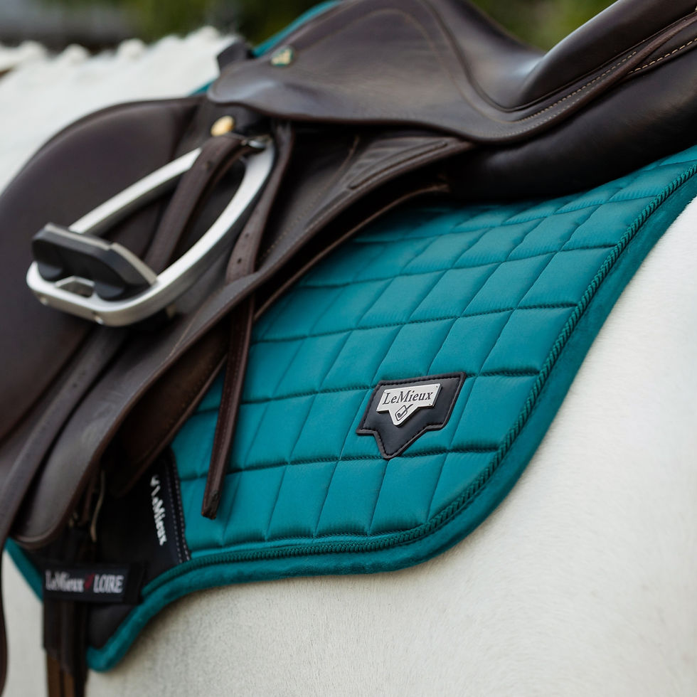 Miniature : TAPIS DE SELLE LOIRE CLOSE CONTACT PEACOCK - LEMIEUX