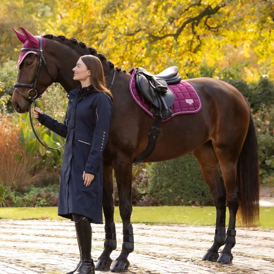 Miniature : Tapis de selle close contact Loire Blackberry - LeMieux