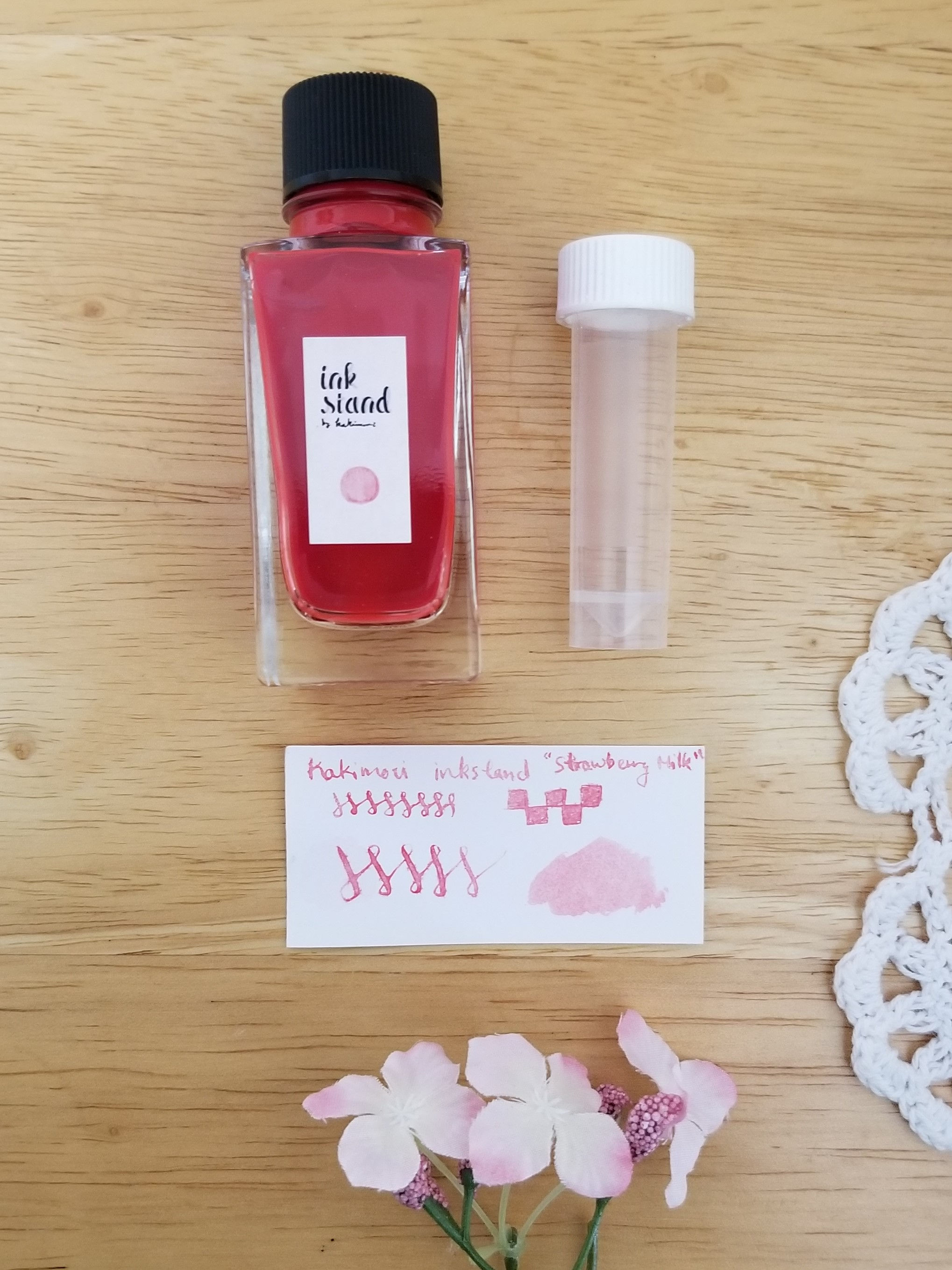 Kakimori Inkstand "Strawberry Milk" Ink Sample
