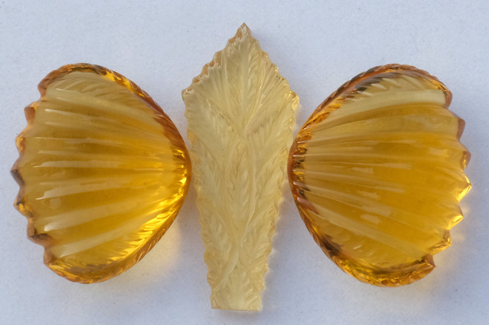 Thumbnail: Petal Carving Honey Quartz