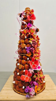 Croquembouche