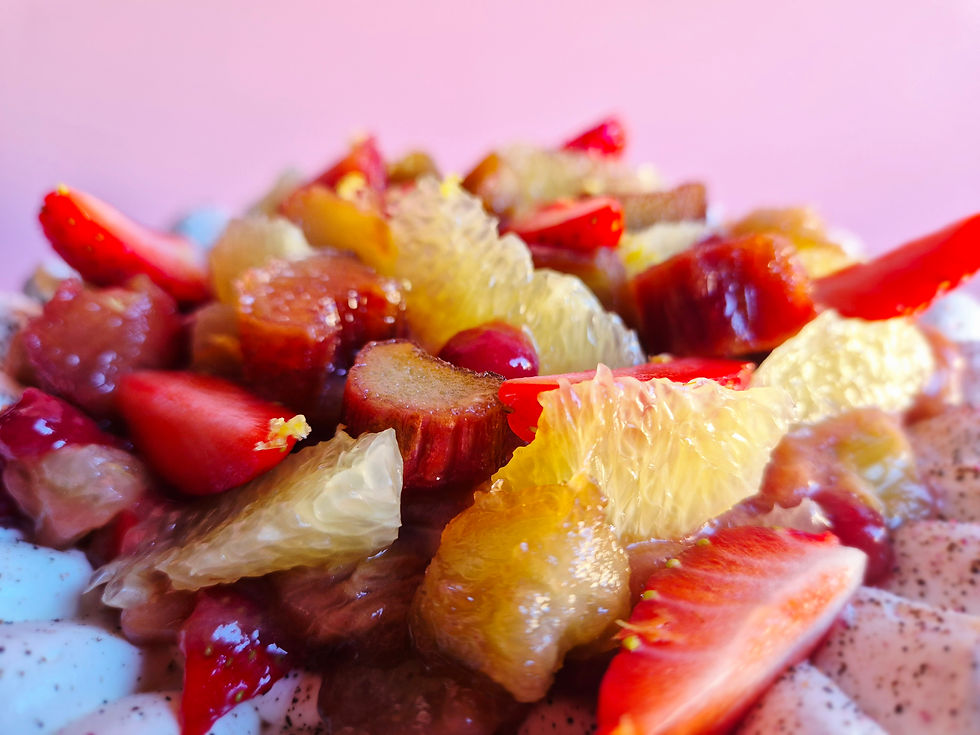 Pavlova Rhubarbe, Fraise & Pomelo
