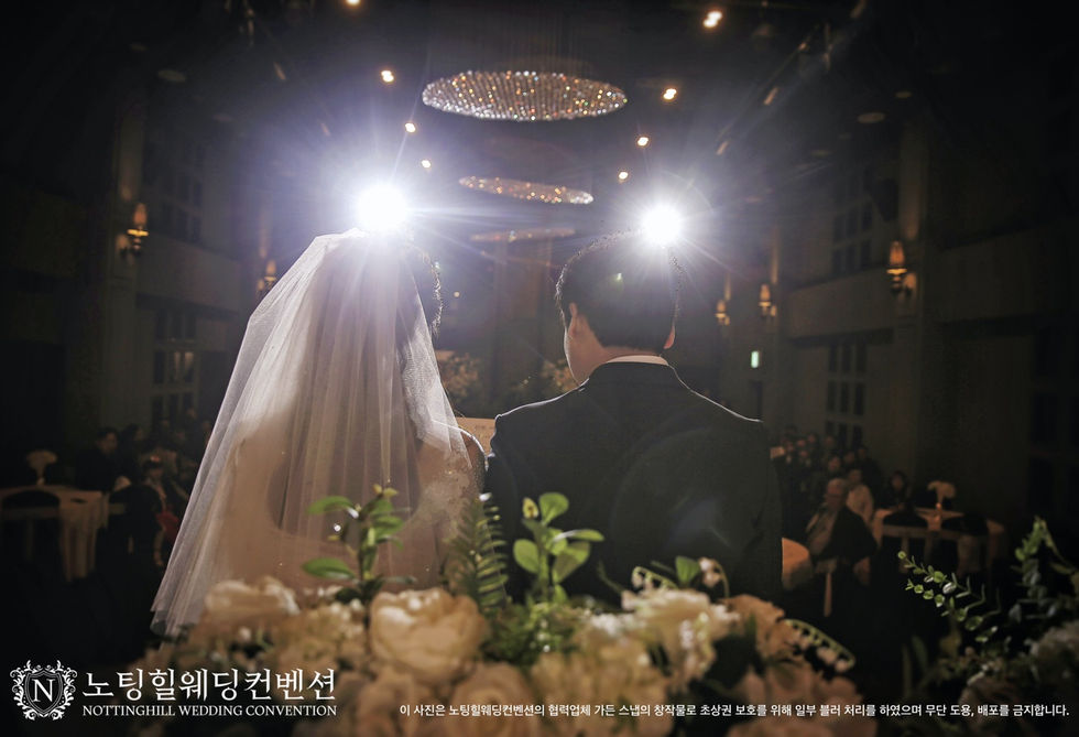 오늘의 주인공 신랑 신부[노팅힐웨딩컨벤션].jpg