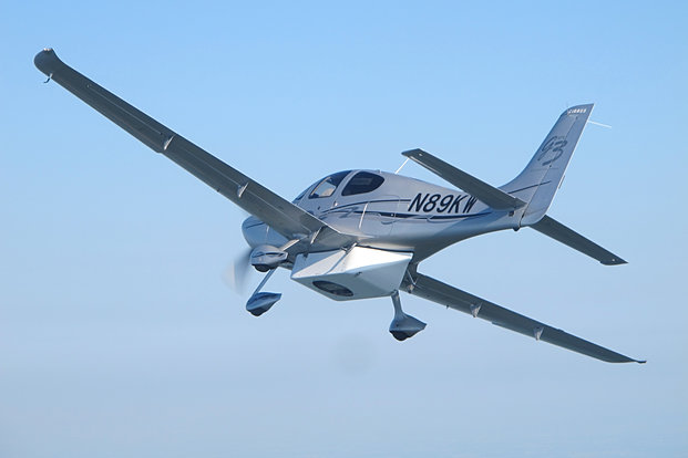 PSS HawkEye II Volando