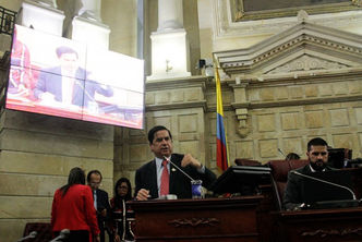 Ministro Cristo confirma que el "Fast Track" se deberá prorrogar