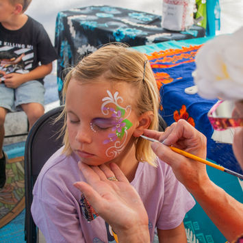 Fancy Faces by Kelly - Girl with face being painted